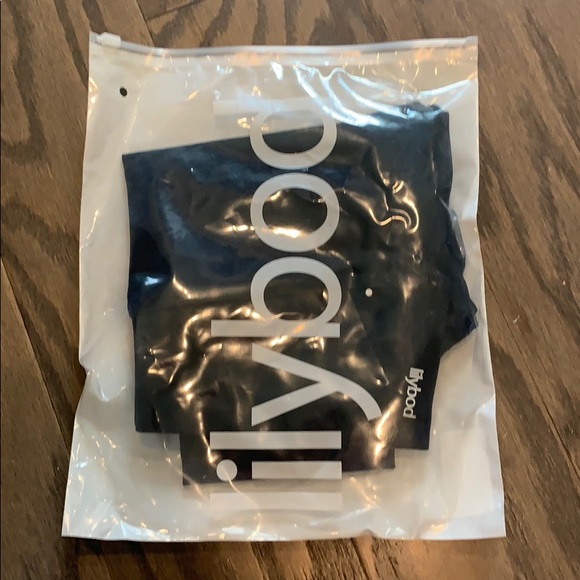 NWT Lily Bod Mikie Capri (S) Cool Eclipse (Black) - Picture 4 of 8